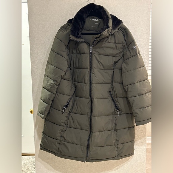 Andrew Marc Jackets & Blazers - Andrew Marc Dark Green Stretch Puffer Jacket